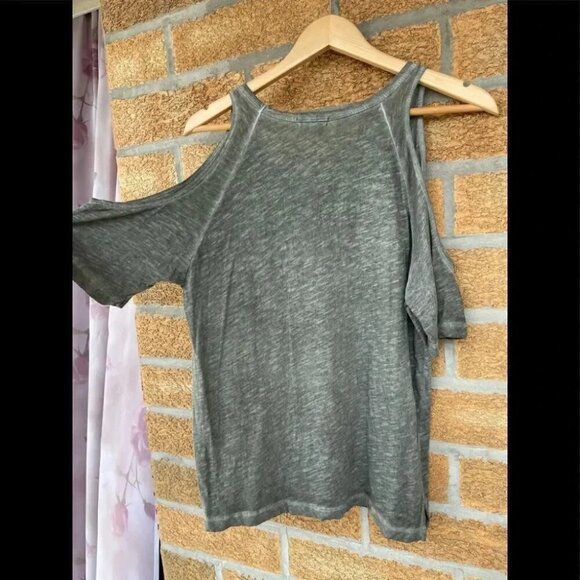 LNA cold shoulder top small - Picture 4 of 6